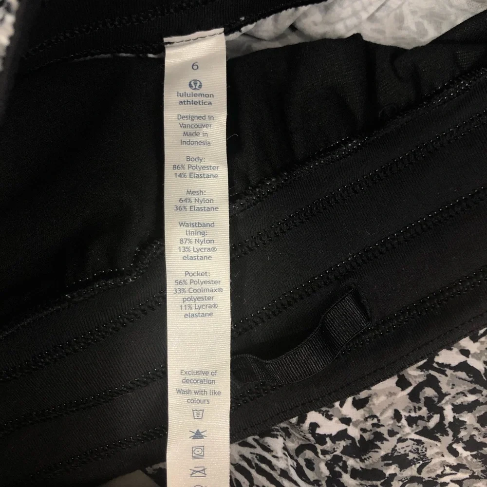 Lululemon For Love Crop Mini Ripple White Seal‎